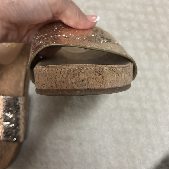 Sandals - Picture 4 of 5